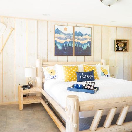 Log Inn Bonners Ferry Dış mekan fotoğraf