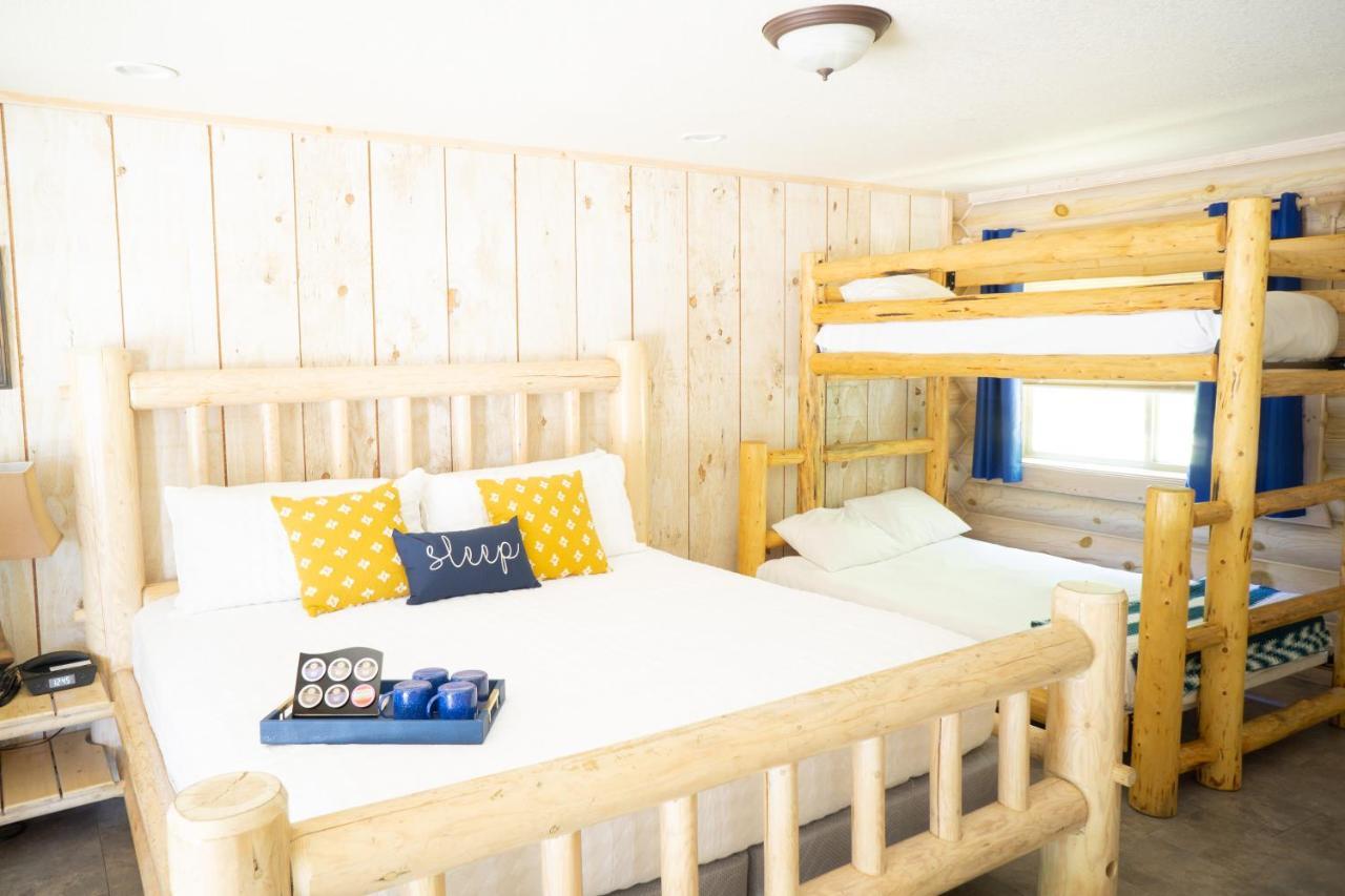 Log Inn Bonners Ferry Dış mekan fotoğraf
