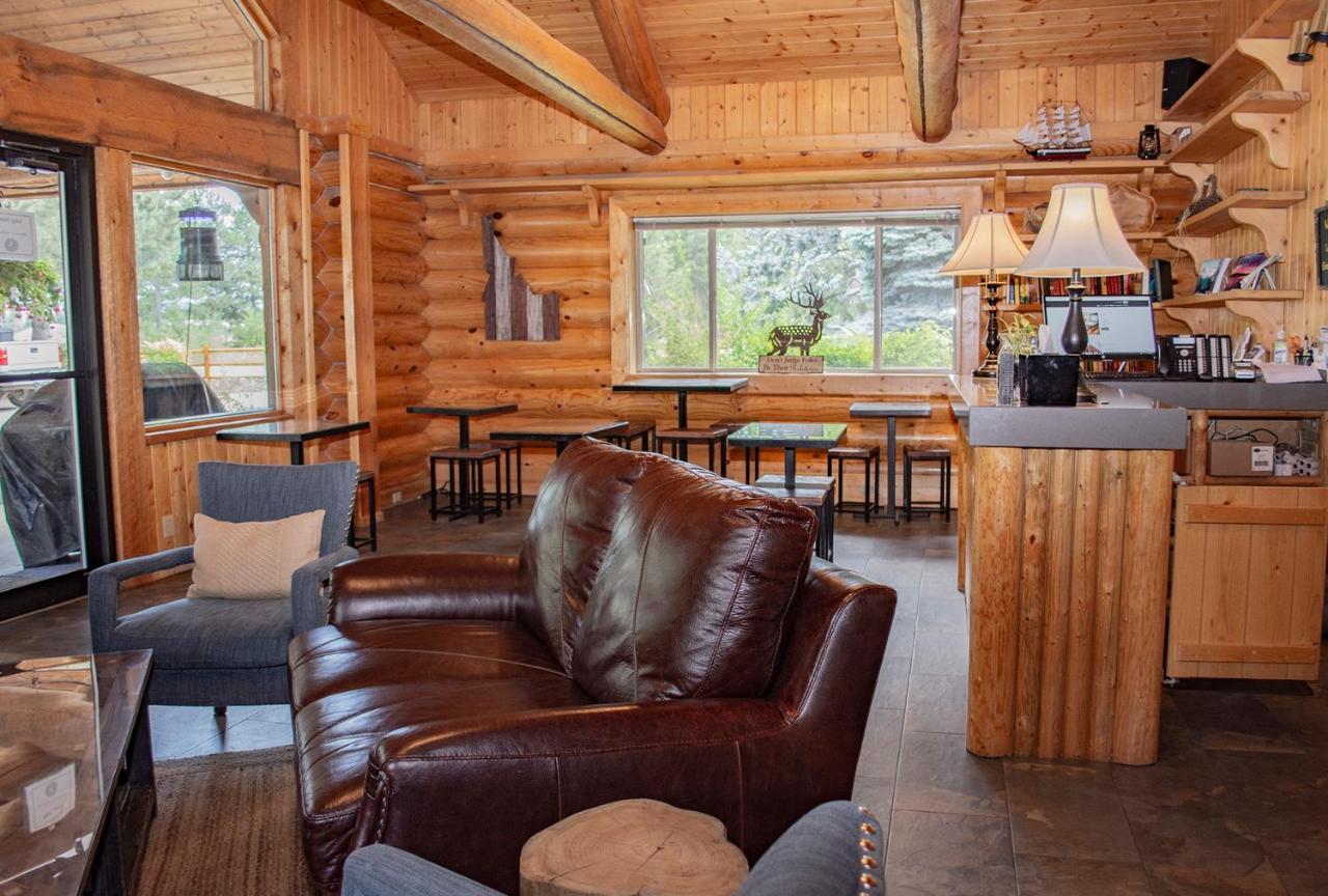 Log Inn Bonners Ferry Dış mekan fotoğraf